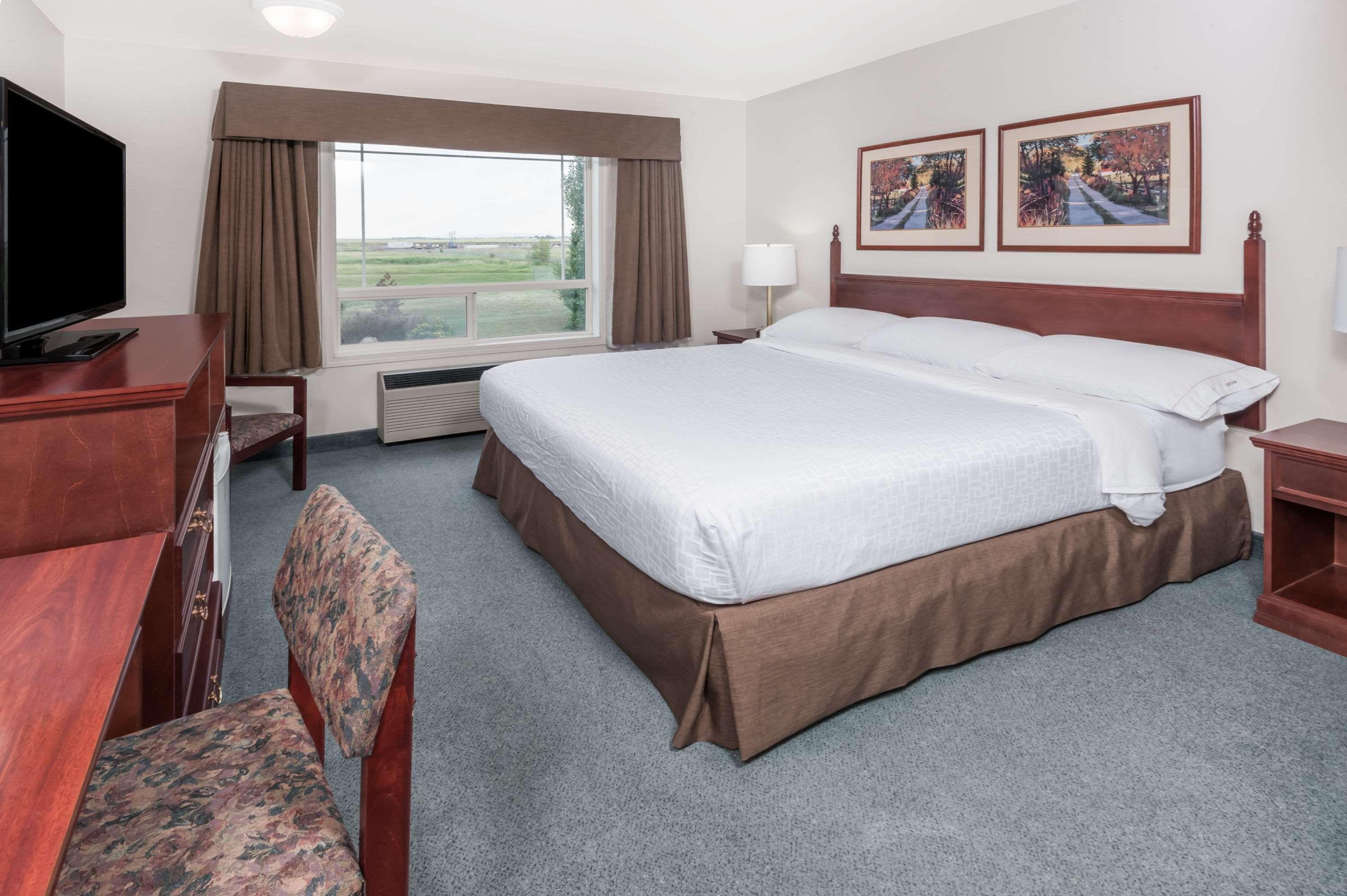 Super 8 By Wyndham High River Ab Экстерьер фото